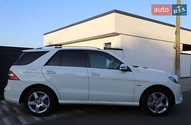 Внедорожник / Кроссовер Mercedes-Benz M-Class 2012 в 