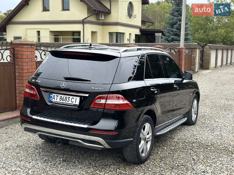 Позашляховик / Кросовер Mercedes-Benz M-Class 2012 в Івано-Франківську