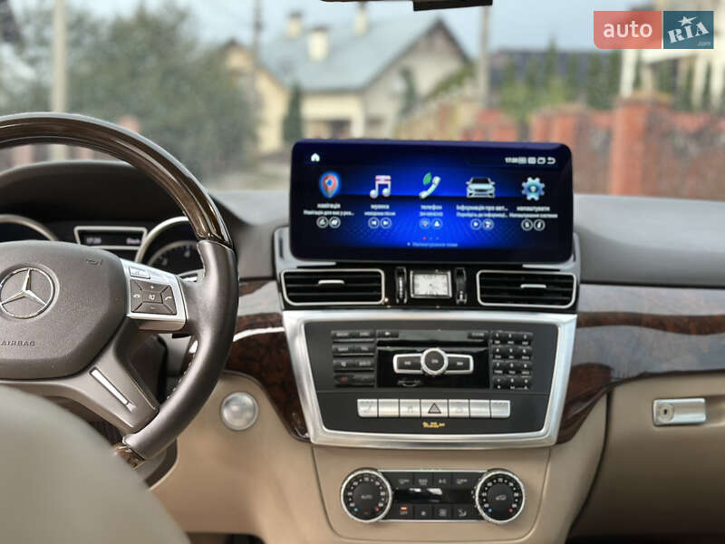 Позашляховик / Кросовер Mercedes-Benz M-Class 2012 в Івано-Франківську