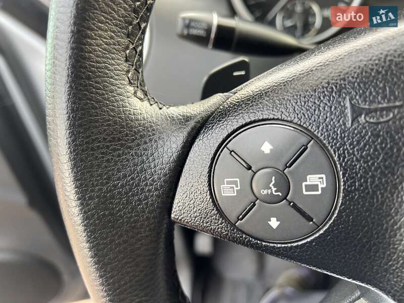 Позашляховик / Кросовер Mercedes-Benz M-Class 2008 в Прилуках