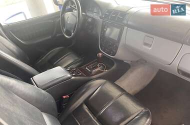 Внедорожник / Кроссовер Mercedes-Benz M-Class 2000 в 