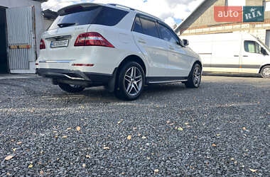 Внедорожник / Кроссовер Mercedes-Benz M-Class 2013 в 