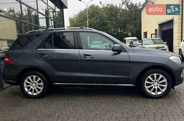 Позашляховик / Кросовер Mercedes-Benz M-Class 2013 в 