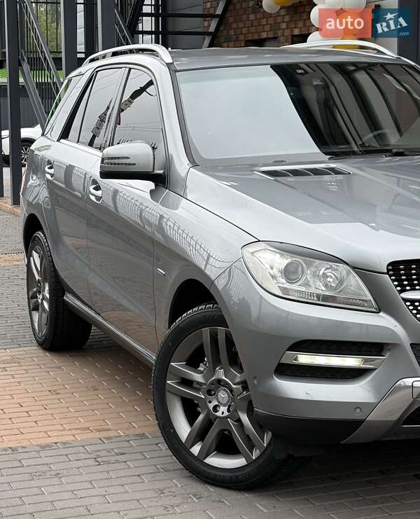 Позашляховик / Кросовер Mercedes-Benz M-Class 2012 в Білій Церкві фото 6 Позашляховик / Кросовер Mercedes-Benz M-Class 2012 в Білій Церкві