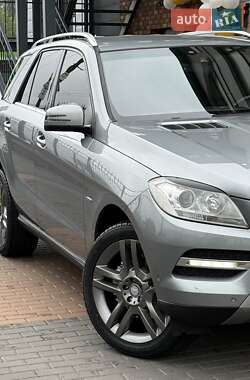 Внедорожник / Кроссовер Mercedes-Benz M-Class 2012 в 