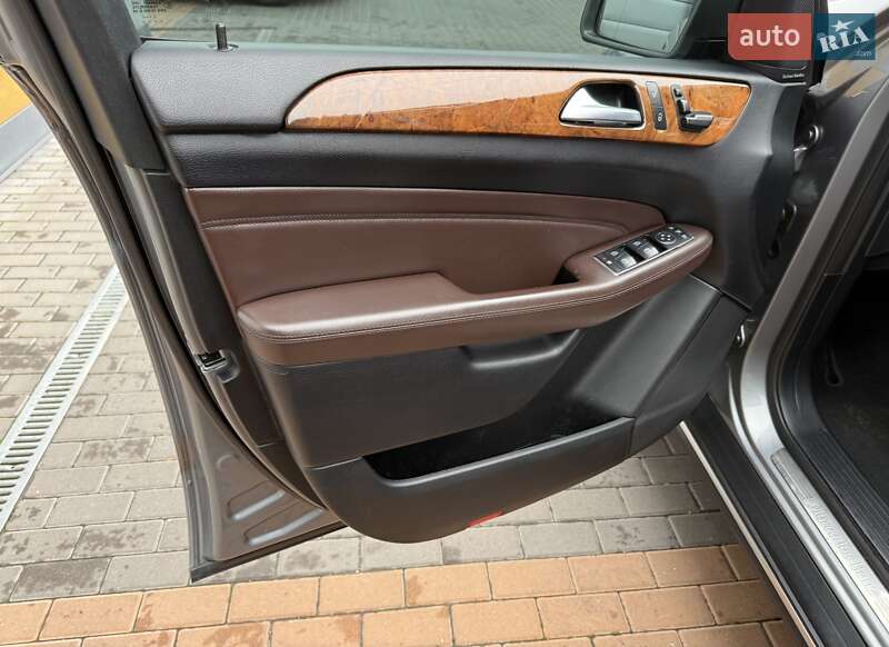 Позашляховик / Кросовер Mercedes-Benz M-Class 2012 в Білій Церкві фото 34 Позашляховик / Кросовер Mercedes-Benz M-Class 2012 в Білій Церкві