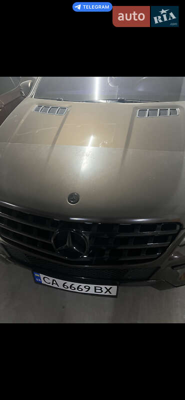 Внедорожник / Кроссовер Mercedes-Benz M-Class 2013 в Черкассах
