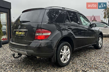 Внедорожник / Кроссовер Mercedes-Benz M-Class 2005 в 