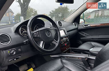 Внедорожник / Кроссовер Mercedes-Benz M-Class 2005 в 