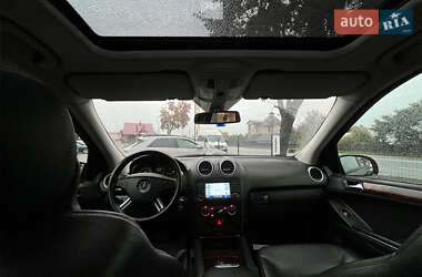Внедорожник / Кроссовер Mercedes-Benz M-Class 2005 в 