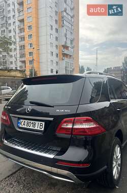 Внедорожник / Кроссовер Mercedes-Benz M-Class 2015 в 