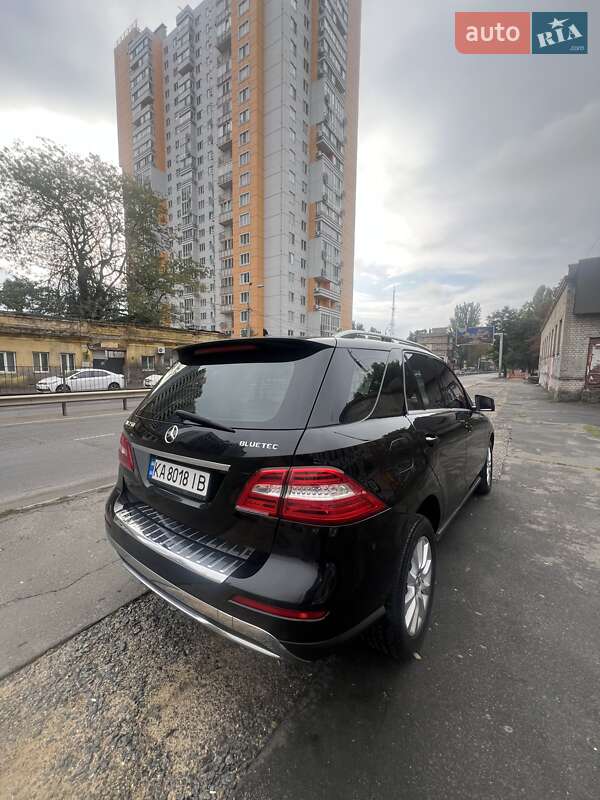 Позашляховик / Кросовер Mercedes-Benz M-Class 2015 в Одесі