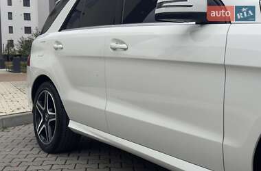 Внедорожник / Кроссовер Mercedes-Benz M-Class 2012 в 