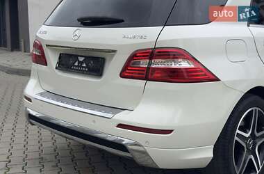 Внедорожник / Кроссовер Mercedes-Benz M-Class 2012 в 
