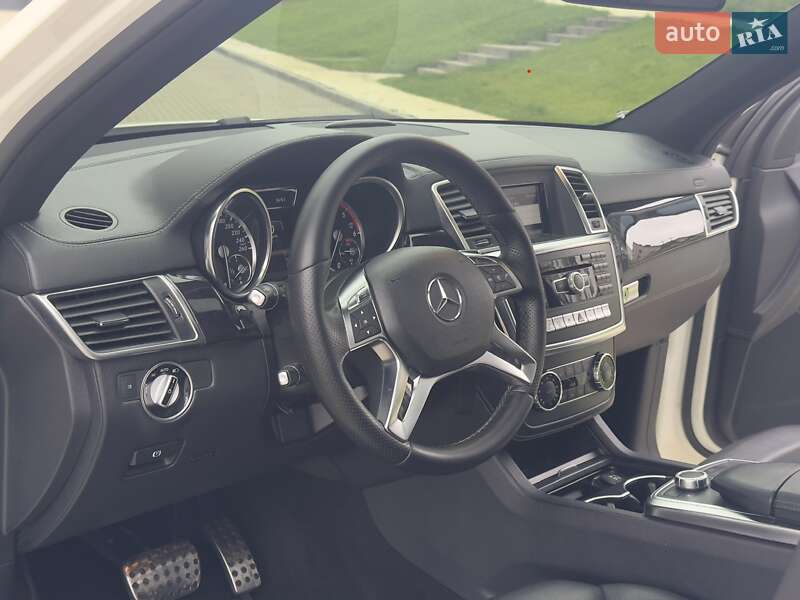 Внедорожник / Кроссовер Mercedes-Benz M-Class 2012 в Ивано-Франковске