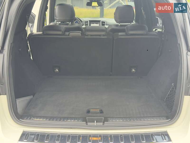Внедорожник / Кроссовер Mercedes-Benz M-Class 2012 в Ивано-Франковске
