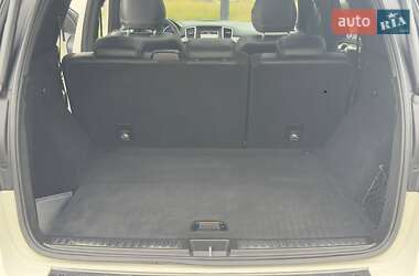 Внедорожник / Кроссовер Mercedes-Benz M-Class 2012 в 