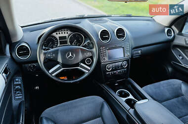 Внедорожник / Кроссовер Mercedes-Benz M-Class 2008 в 