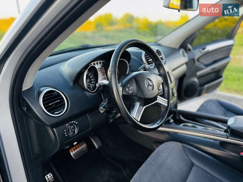 Позашляховик / Кросовер Mercedes-Benz M-Class 2008 в Здолбуніві