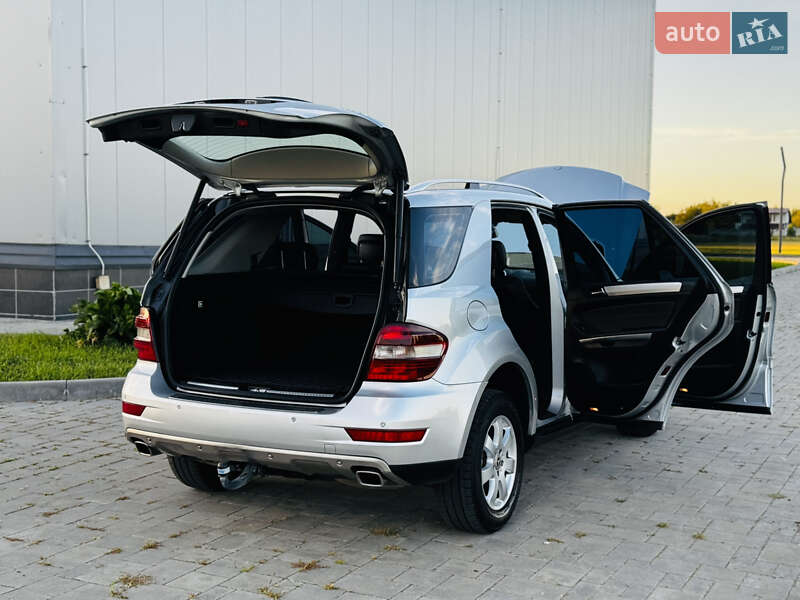 Позашляховик / Кросовер Mercedes-Benz M-Class 2008 в Здолбуніві