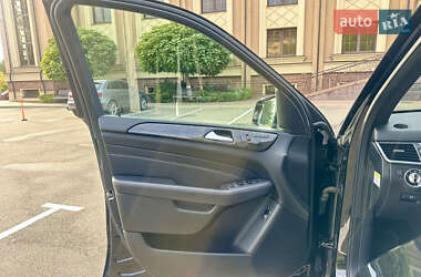 Внедорожник / Кроссовер Mercedes-Benz M-Class 2012 в 