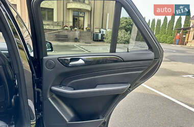 Внедорожник / Кроссовер Mercedes-Benz M-Class 2012 в 