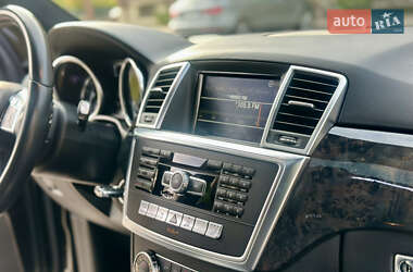 Внедорожник / Кроссовер Mercedes-Benz M-Class 2012 в 