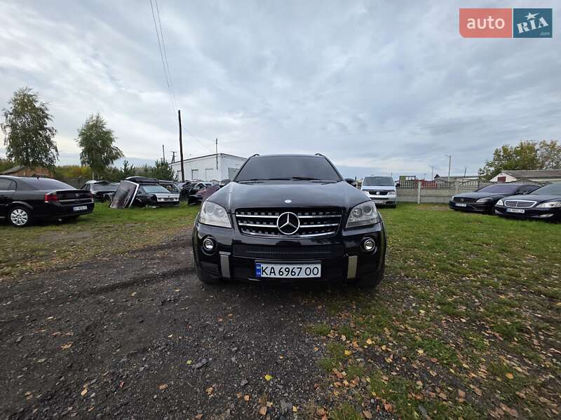 Внедорожник / Кроссовер Mercedes-Benz M-Class 2006 в Ровно