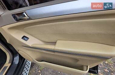 Внедорожник / Кроссовер Mercedes-Benz M-Class 2006 в 