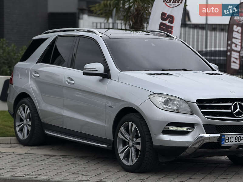 Внедорожник / Кроссовер Mercedes-Benz M-Class 2011 в Ужгороде фото 8 Внедорожник / Кроссовер Mercedes-Benz M-Class 2011 в Ужгороде