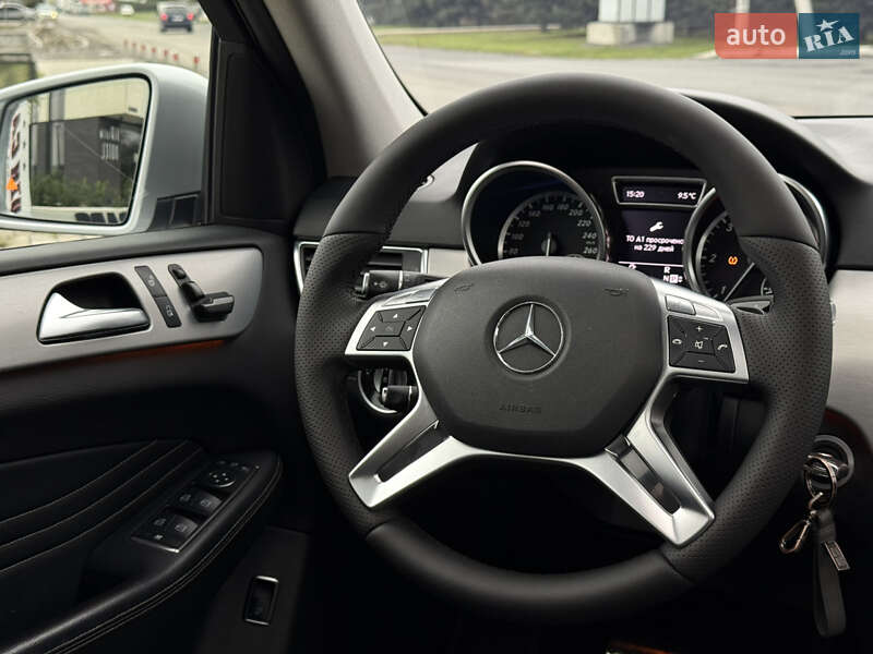 Внедорожник / Кроссовер Mercedes-Benz M-Class 2011 в Ужгороде фото 20 Внедорожник / Кроссовер Mercedes-Benz M-Class 2011 в Ужгороде