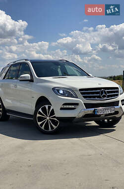 Внедорожник / Кроссовер Mercedes-Benz M-Class 2012 в Мукачево