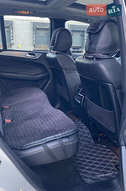 Внедорожник / Кроссовер Mercedes-Benz M-Class 2012 в 