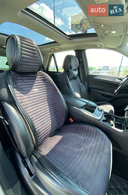 Внедорожник / Кроссовер Mercedes-Benz M-Class 2012 в 