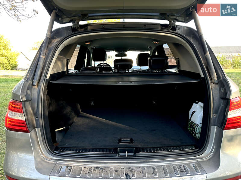 Позашляховик / Кросовер Mercedes-Benz M-Class 2012 в Ковелі