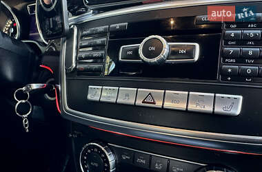 Позашляховик / Кросовер Mercedes-Benz M-Class 2012 в 