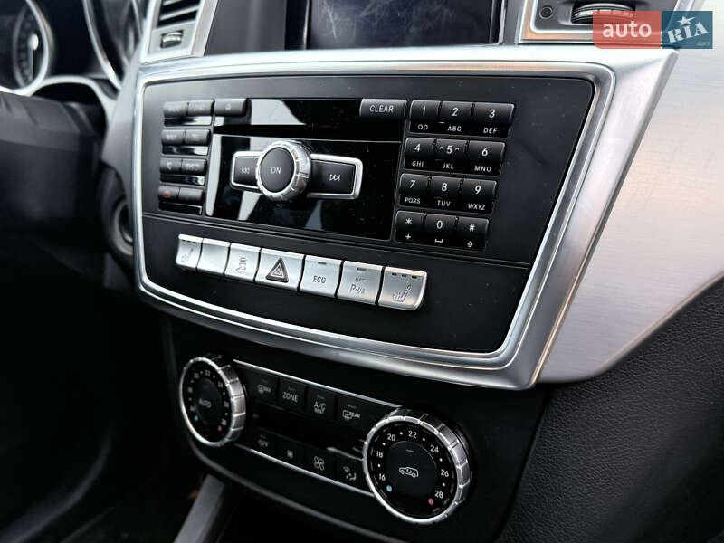 Позашляховик / Кросовер Mercedes-Benz M-Class 2013 в Києві