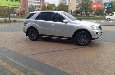 Внедорожник / Кроссовер Mercedes-Benz M-Class 2008 в 