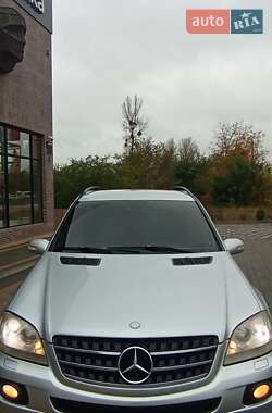 Внедорожник / Кроссовер Mercedes-Benz M-Class 2008 в 
