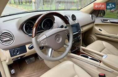 Внедорожник / Кроссовер Mercedes-Benz M-Class 2009 в 