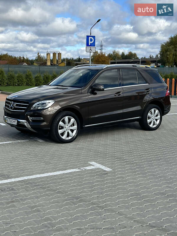 Позашляховик / Кросовер Mercedes-Benz M-Class 2013 в Вінниці