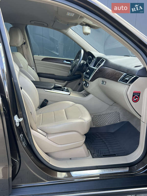 Позашляховик / Кросовер Mercedes-Benz M-Class 2013 в Вінниці