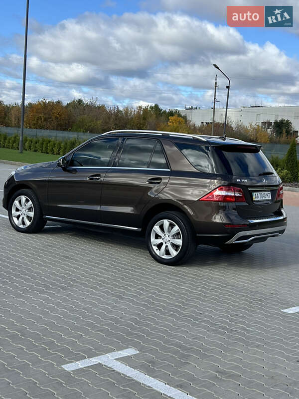 Позашляховик / Кросовер Mercedes-Benz M-Class 2013 в Вінниці