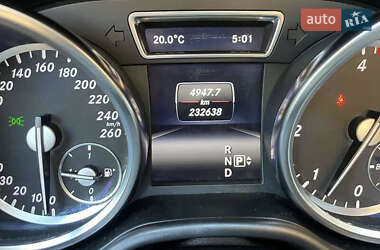 Внедорожник / Кроссовер Mercedes-Benz M-Class 2013 в 