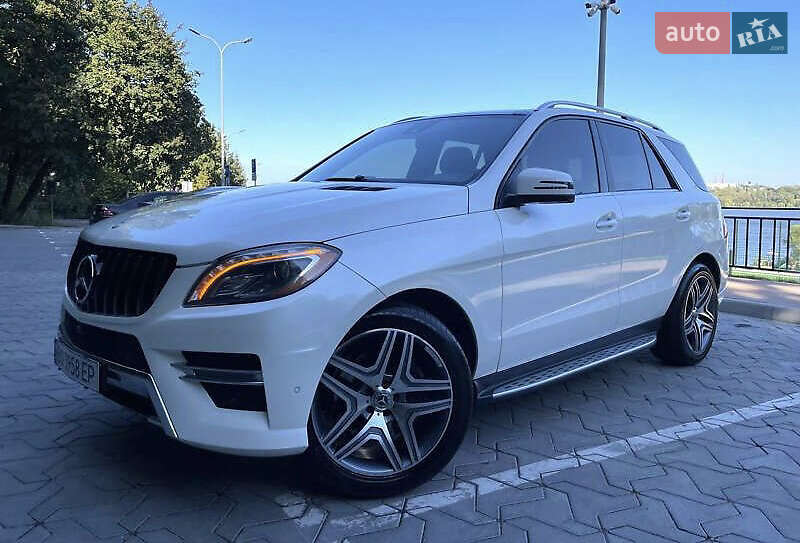 Внедорожник / Кроссовер Mercedes-Benz M-Class 2013 в Виннице