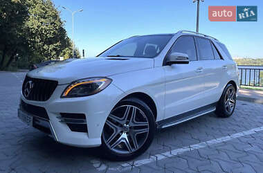 Внедорожник / Кроссовер Mercedes-Benz M-Class 2013 в 