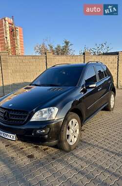 Внедорожник / Кроссовер Mercedes-Benz M-Class 2008 в 
