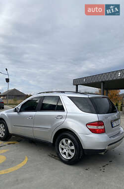 Внедорожник / Кроссовер Mercedes-Benz M-Class 2007 в 