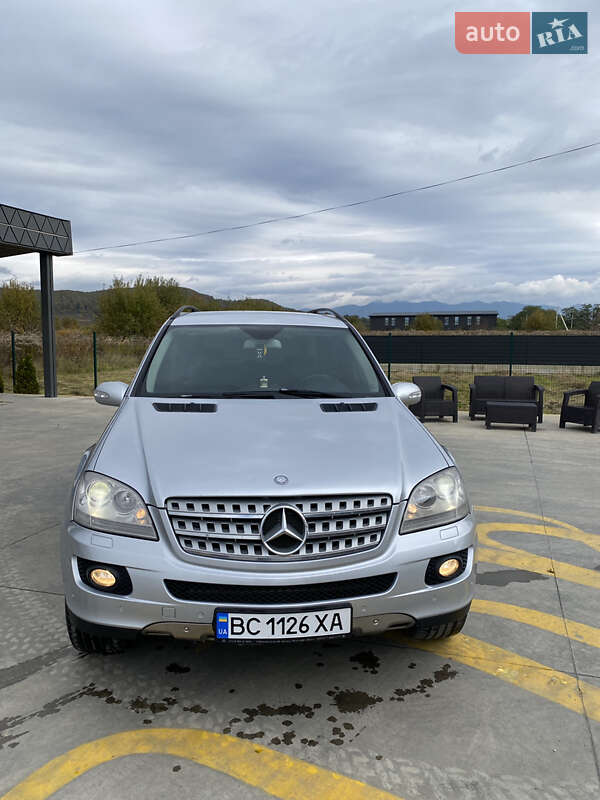Позашляховик / Кросовер Mercedes-Benz M-Class 2007 в Тячеві