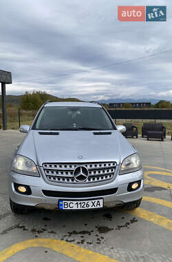 Внедорожник / Кроссовер Mercedes-Benz M-Class 2007 в 